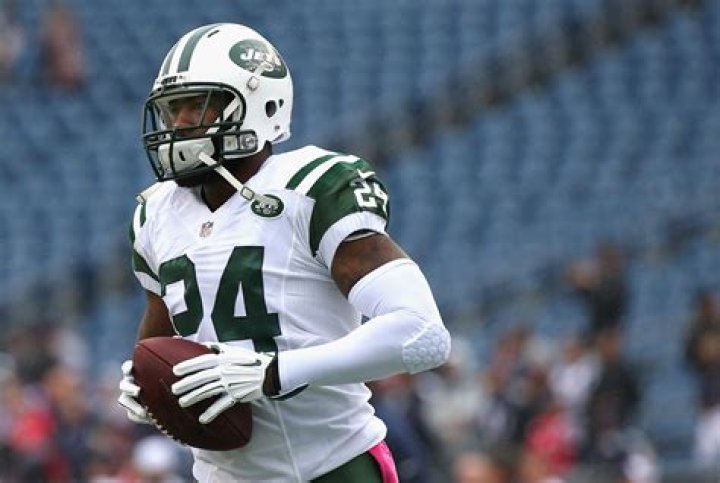 Darrelle Revis Announces Retirement From NFL