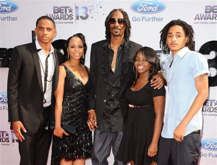 Snoop Dogg Shares His Daughter's First Music Performance: Watch