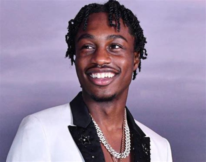 Lil Tjay Opens The Decade With Reflective "20/20"