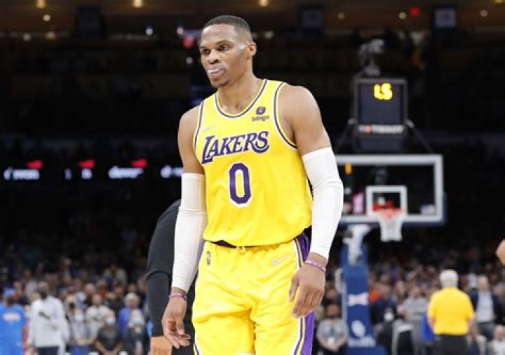 Russell Westbrook Slandered On Twitter After Lackluster Lakers Debut