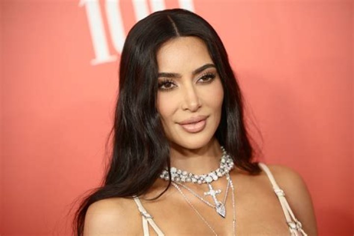 Pornhub Asks IG Why Kim Kardashian Can Show Her "Exposed Ass" But They Get Banned