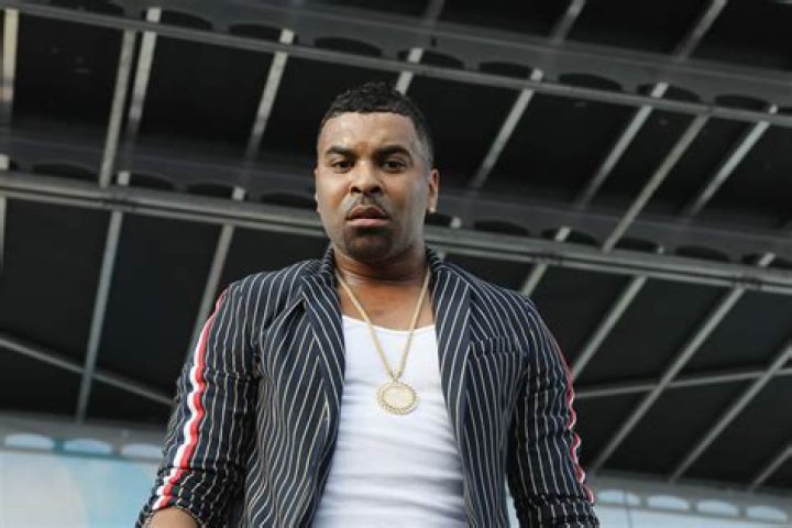Ginuwine Allegedly Passes Out Following Underwater Magic Stunt