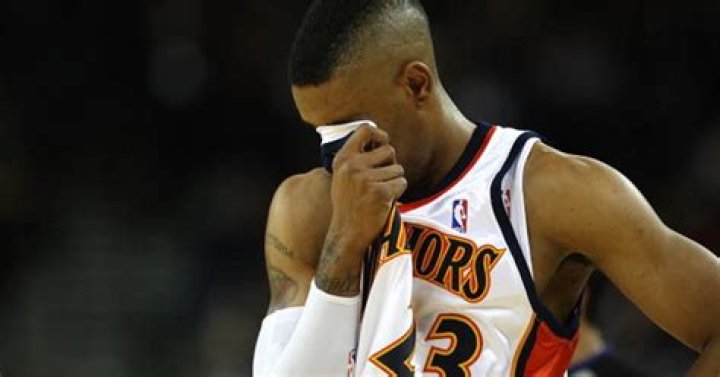 This Is Why Conor McGregor Wore A C.J. Watson Jersey