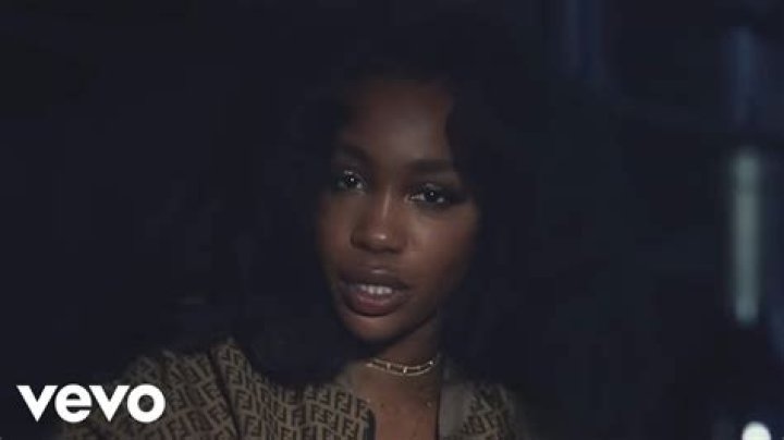 SZA "Drew Barrymore" Video