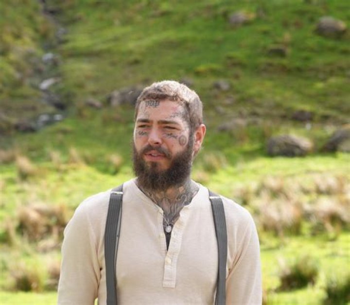 Post Malone’s Rep Denies That He’s Sick Or On Drugs After Alarming Performance Video