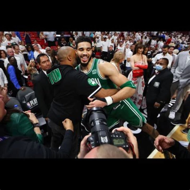 Gunna Makes 1st Public Appearance At Heat-Celtics Game 6