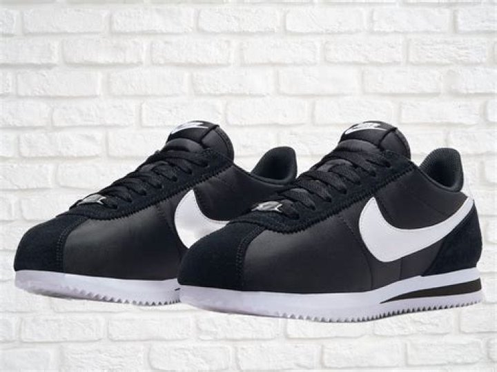 Nike Cortez “Black/White” Release Details