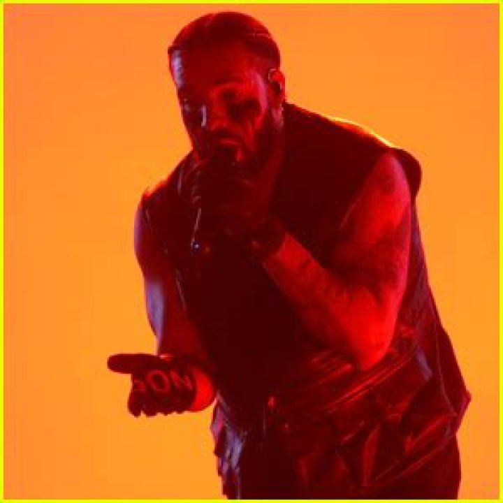 Drake Nearly Hit In The Head With Book Onstage: "You Lucky I’m Quick"