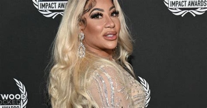 Hazel-E Posts Her New Man With Her Daughter, Her Ex Devon Waller Calls Them Out