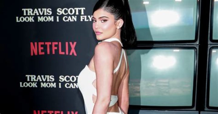 Kylie Jenner's Noticeably Slimmer Body Sparks Breast & Butt Reduction Rumours