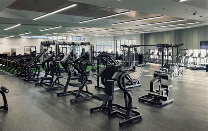 Rod Wave Warns Haters He's Going To Start Hitting The Gym