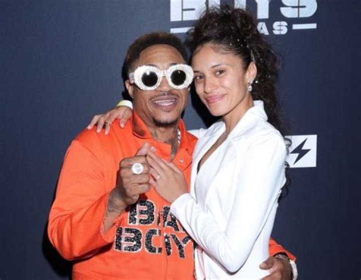 Orlando Brown Expecting Second Child With Wife Danielle Anglin