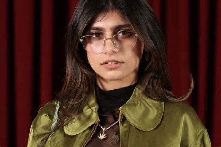 Mia Khalifa Flashes Her Chest While Quoting Megan Thee Stallion Lyrics: Watch