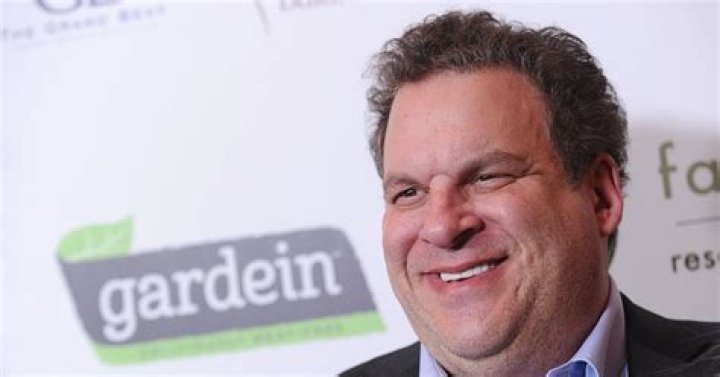 Jeff Garlin Net Worth 2024: What Is The "Curb Your Enthusiasm" Star Worth?