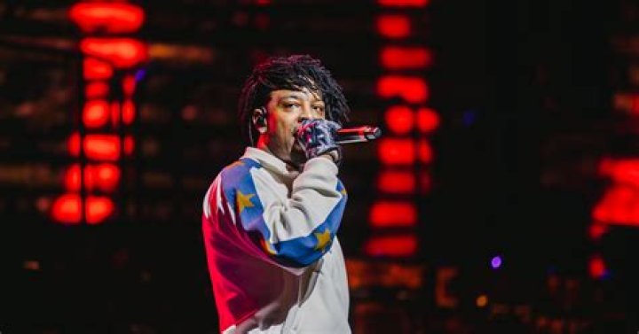 21 Savage Lives His Best Life At Hong Kong Disneyland Amid Drake & Metro Boomin Feud
