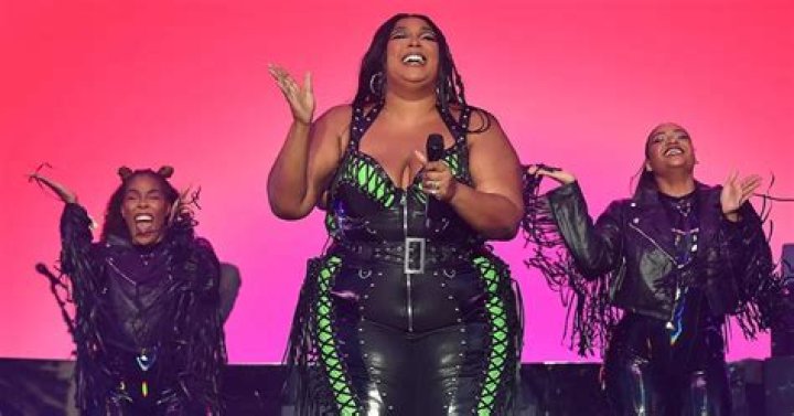 Lizzo's "I Quit" Message Labeled An "Outburst Seeking Attention" By Lawyer For Her Dancers