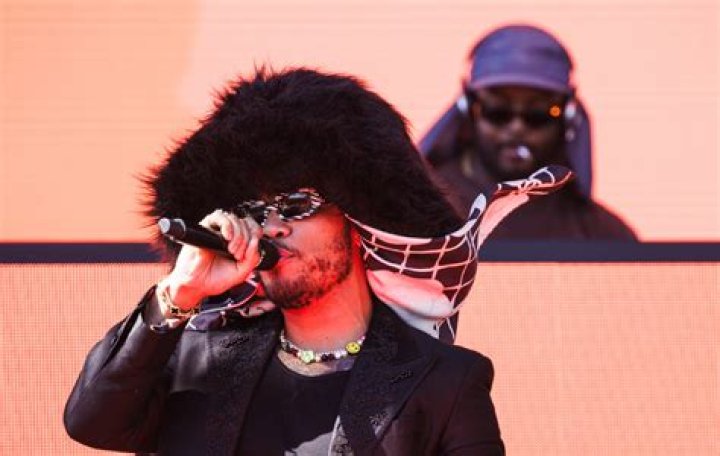 NxWorries Returns To Tease New Album With "86Sentra"