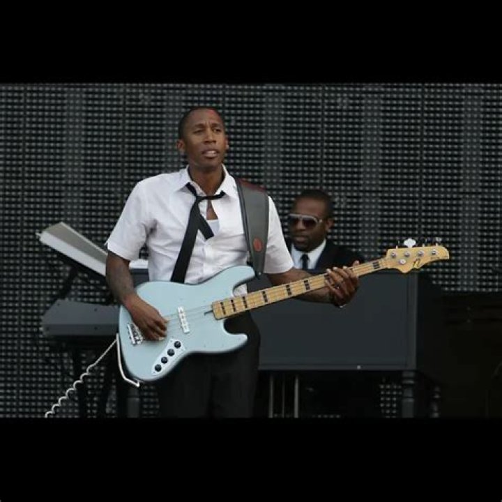 Raphael Saadiq Net Worth 2024: What Is The Music Icon Worth?