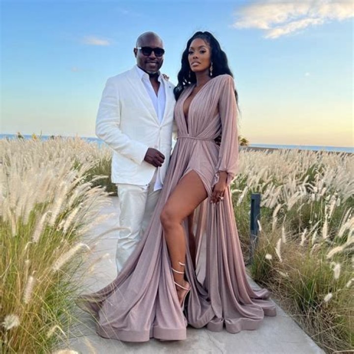 Simon Guobadia Ripped By Fans After Shading Porsha Williams Amid Citizenship Issues