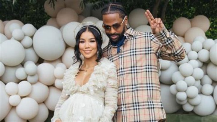 Jhene Aiko Gets Explicit With Her Comments On Big Sean's Instagram Photo