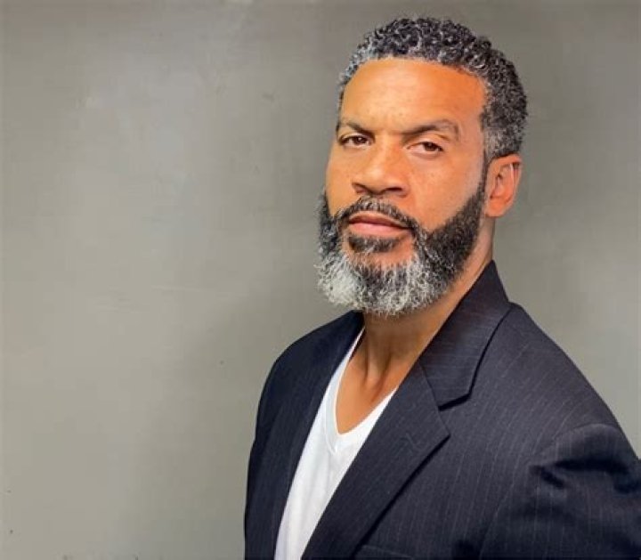 Aaron D. Spears Biography, Age, Height, Wife, Net Worth, Family