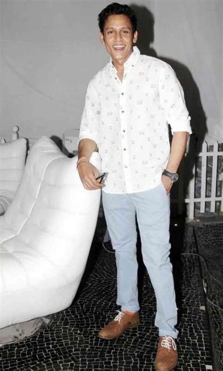 Abhishek Rawat Biography, Age, Height, Wife, Net Worth, Family