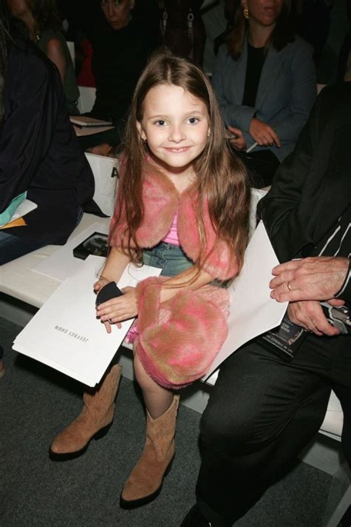 Abigail Breslin Debuts Short, Chic Hair at New York Fashion Week — See the Look!