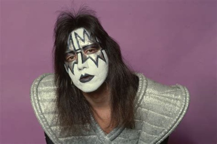 Ace Frehley (Guitarrista) - Edad, cumpleaños, biografía, hechos, familia, patrimonio neto, altura y más
