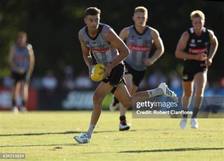 Adam Oxley Biography, Age, Height, Wife, Net Worth, Family