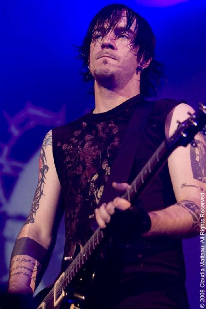 Adam Wade Gontier – Celebsgraphy