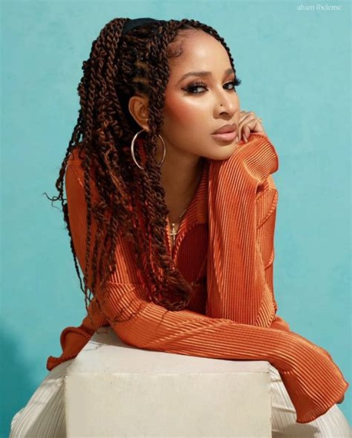 Adesua Etomi (Movie Actress) - Age, Birthday, Bio, Facts, Family, Net Worth, Height & More