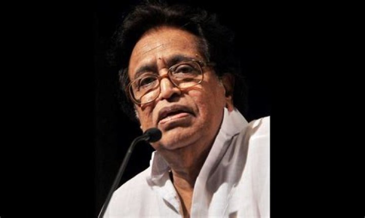 Adinath Mangeshkar Wiki [Lata Mangeshkar’s Nephew] Biography, Wife, Age, Family, Parents & More
