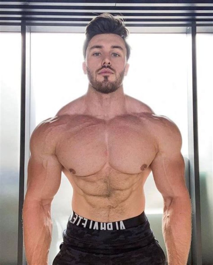 Adrian Harding Height, Weight, Net Worth, Age, Birthday, Wikipedia, Who, Nationality, Biography