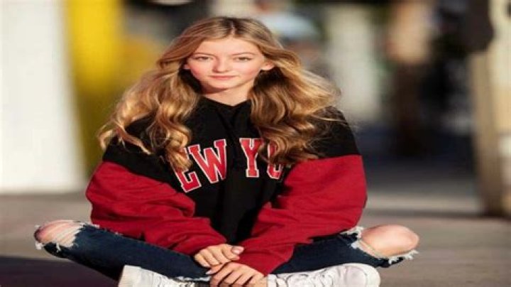 
AJ Dobson Height, Weight, Net Worth, Age, Birthday, Wikipedia, Who, Nationality, Biography 