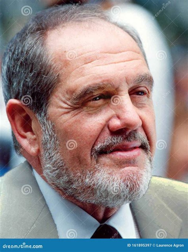 Alan King (Movie Actor) - Age, Birthday, Bio, Facts, Family, Net Worth, Height & More