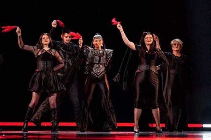 Albina Kelmendi (Pop Singer) - Age, Birthday, Bio, Facts, Family, Net Worth, Height & More