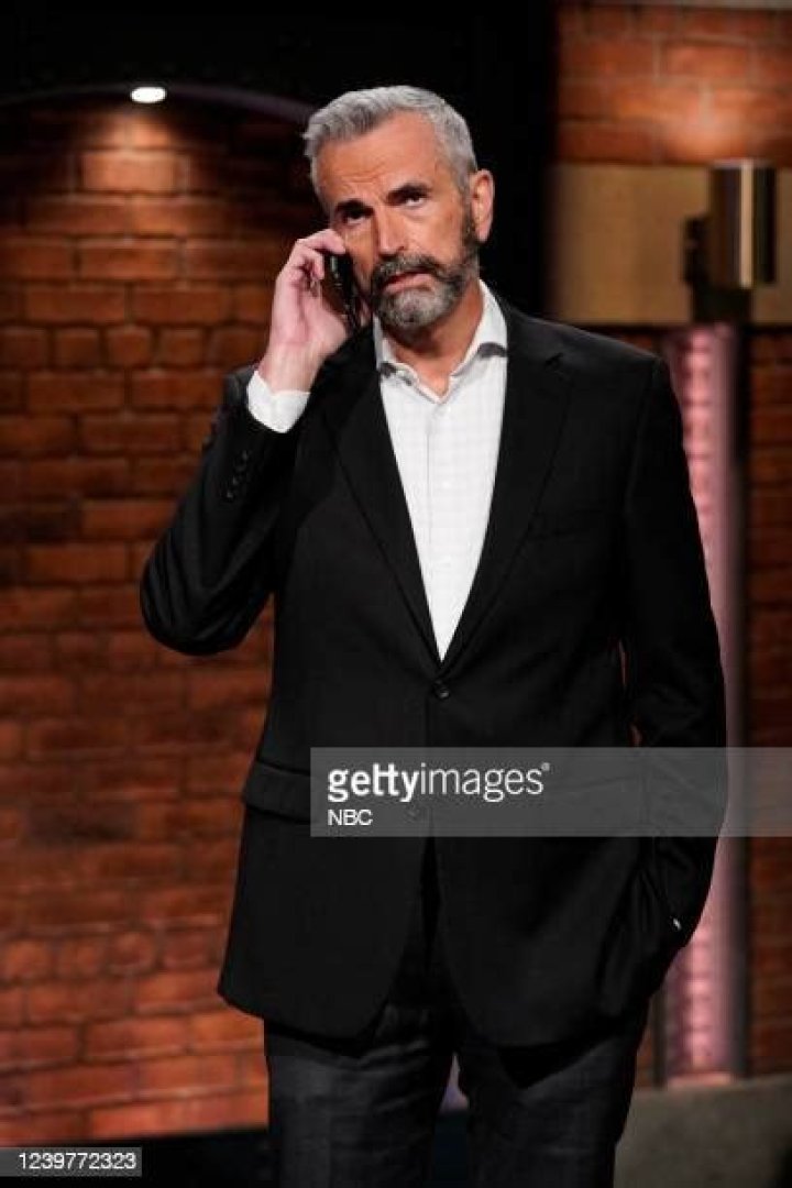 Alex Baze (Screenwriter) - Age, Birthday, Bio, Facts, Family, Net Worth, Height & More