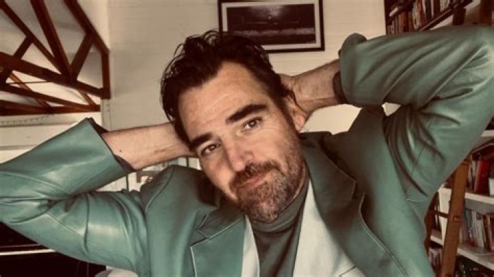 Alex Lloyd Biography, Age, Height, Wife, Net Worth, Family