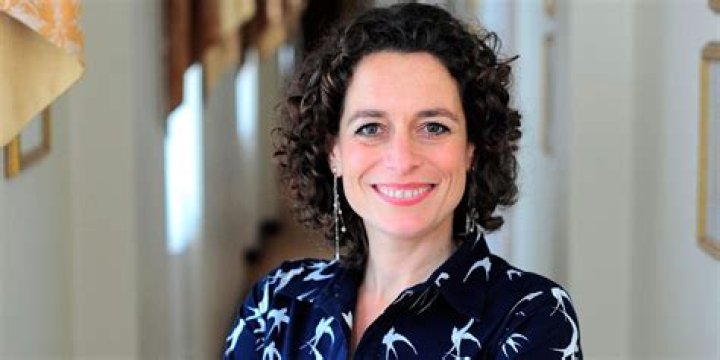 Alex Polizzi (TV Show Host) - Age, Birthday, Bio, Facts, Family, Net Worth, Height & More