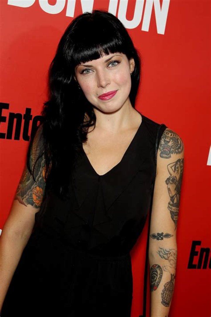 Alexis Krauss (Rock Singer) - Age, Birthday, Bio, Facts, Family, Net Worth, Height & More