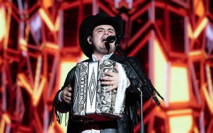 Alfredo Olivas (World Music Singer) - Age, Birthday, Bio, Facts, Family, Net Worth, Height & More