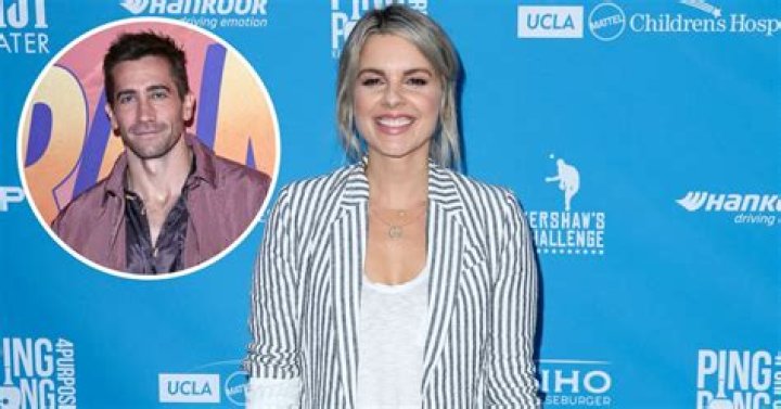 Ali Fedotowsky Slams Jake Gyllenhaal For Awkward Red Carpet Experience: I ‘Started Crying’