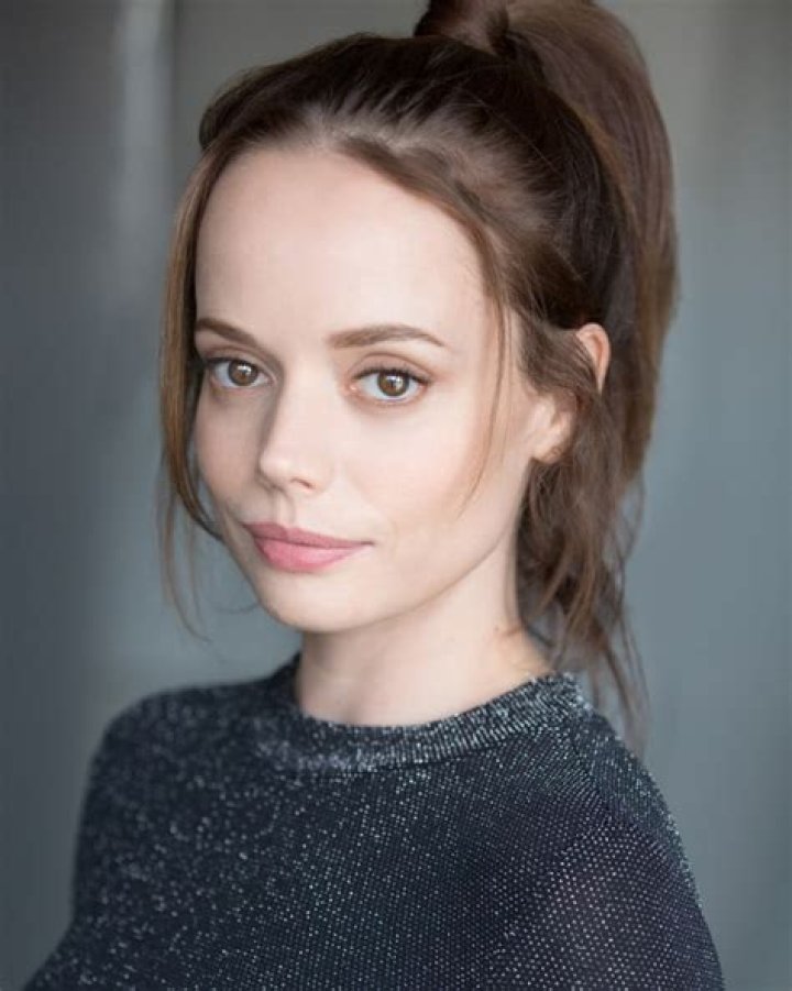 Alice Henley Biography, Age, Height, Husband, Net Worth, Family