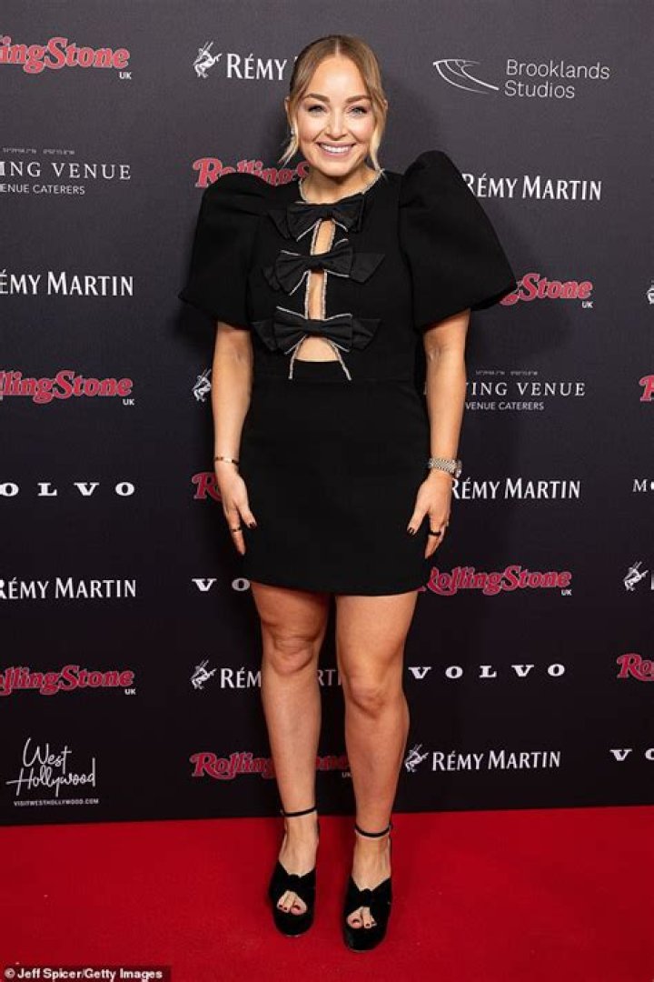 
Alice Liveing Height, Weight, Net Worth, Age, Birthday, Wikipedia, Who, Nationality, Biography 