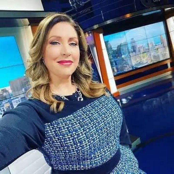 Alicia Smith Biography, Age, Height, Husband, Net Worth, Family