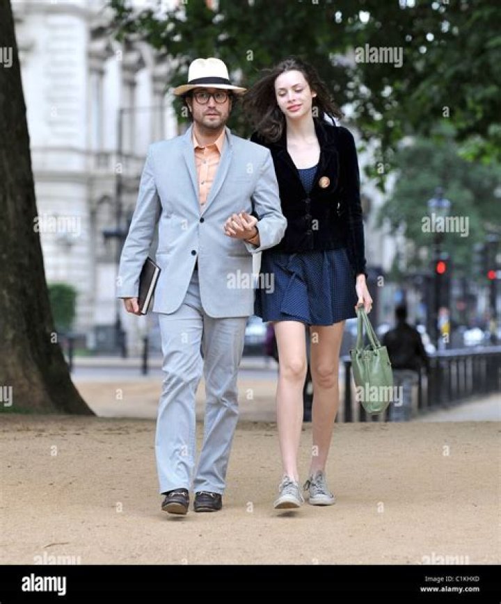 
All Truth About Sean Lennon’s Girlfriend Charlotte Kemp Muhl 