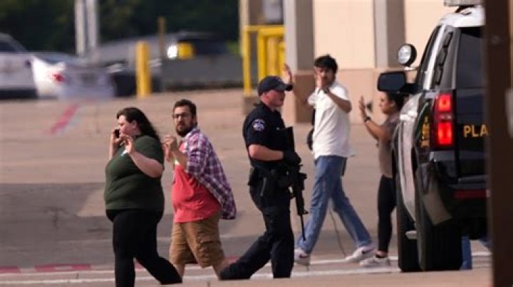
Allen Outlet Mall, Dallas shooting brings up second amendment, gun control debate in Greg Abott and Ted Cruz’s Texas 