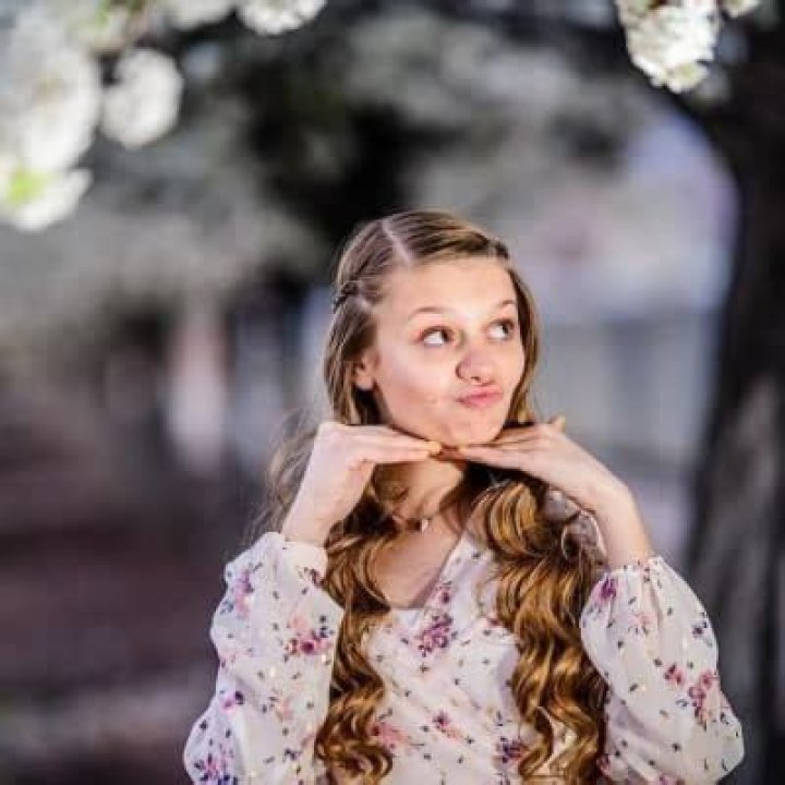 Allie Tannerites (YouTube Star) - Age, Birthday, Bio, Facts, Family, Net Worth, Height & More