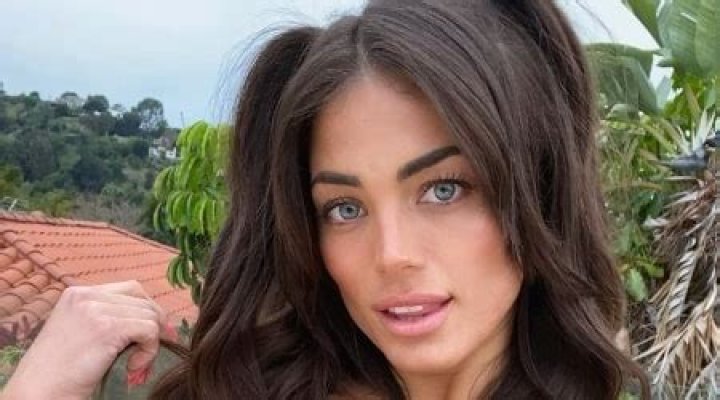 
Alyson Eckmann Height, Weight, Net Worth, Age, Birthday, Wikipedia, Who, Nationality, Biography 