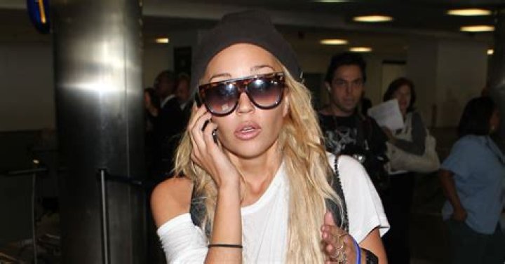 Amanda Bynes Is ‘Taking Back Control of Her Life’ After Conservatorship: ‘Inspired by Britney’